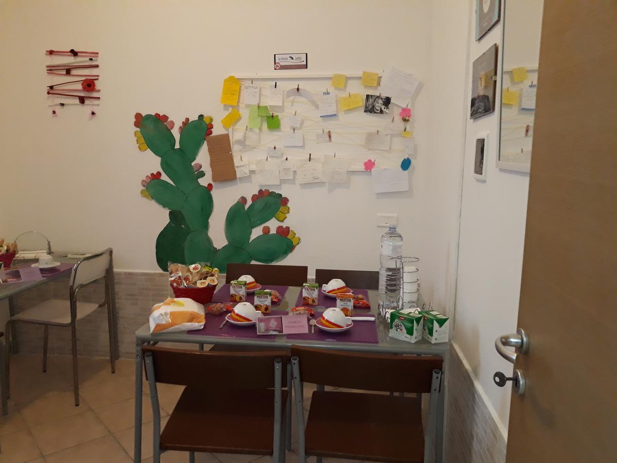 B&B La Gazza Ladra Carmiano  Екстер'єр фото