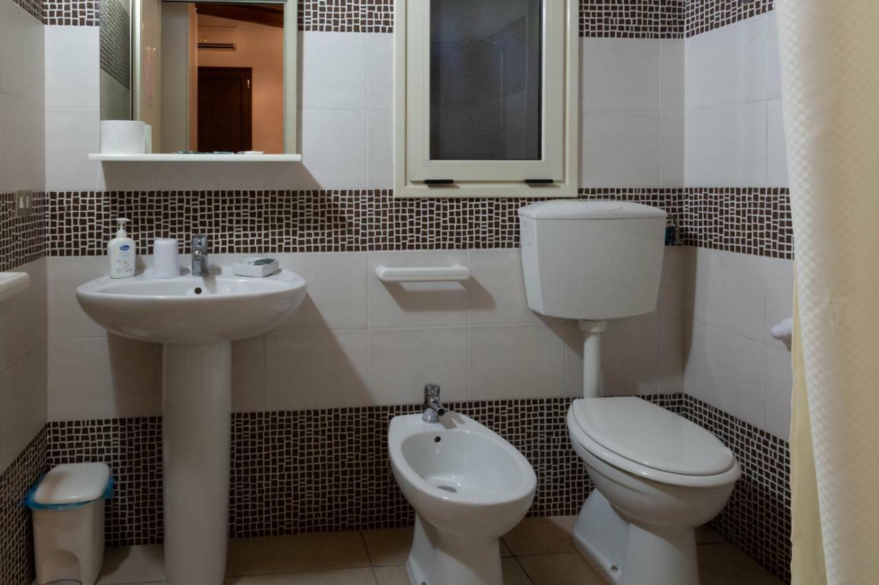 B&B La Gazza Ladra Carmiano  Екстер'єр фото